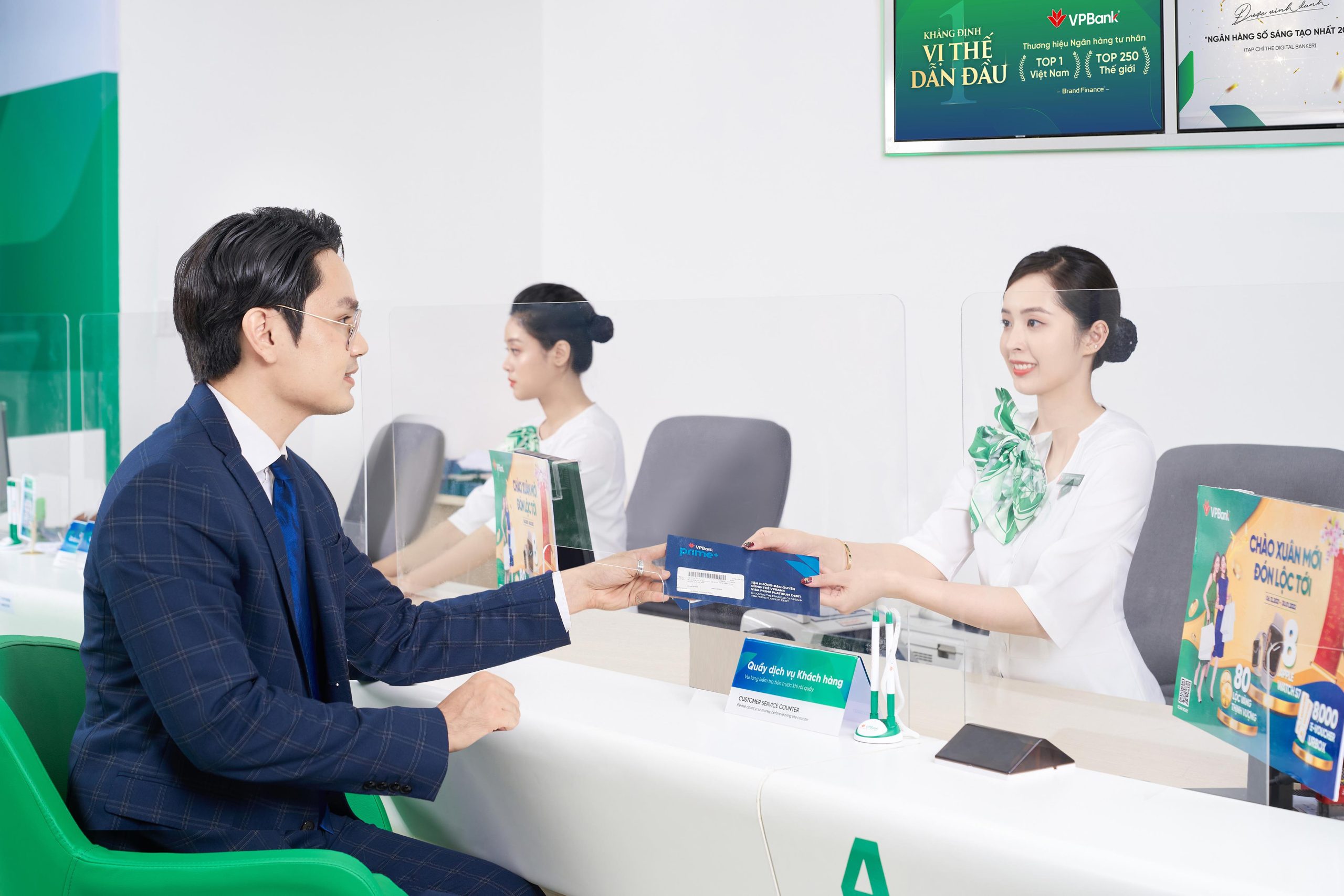 Cách tính lãi suất ngân hàng VPBank
