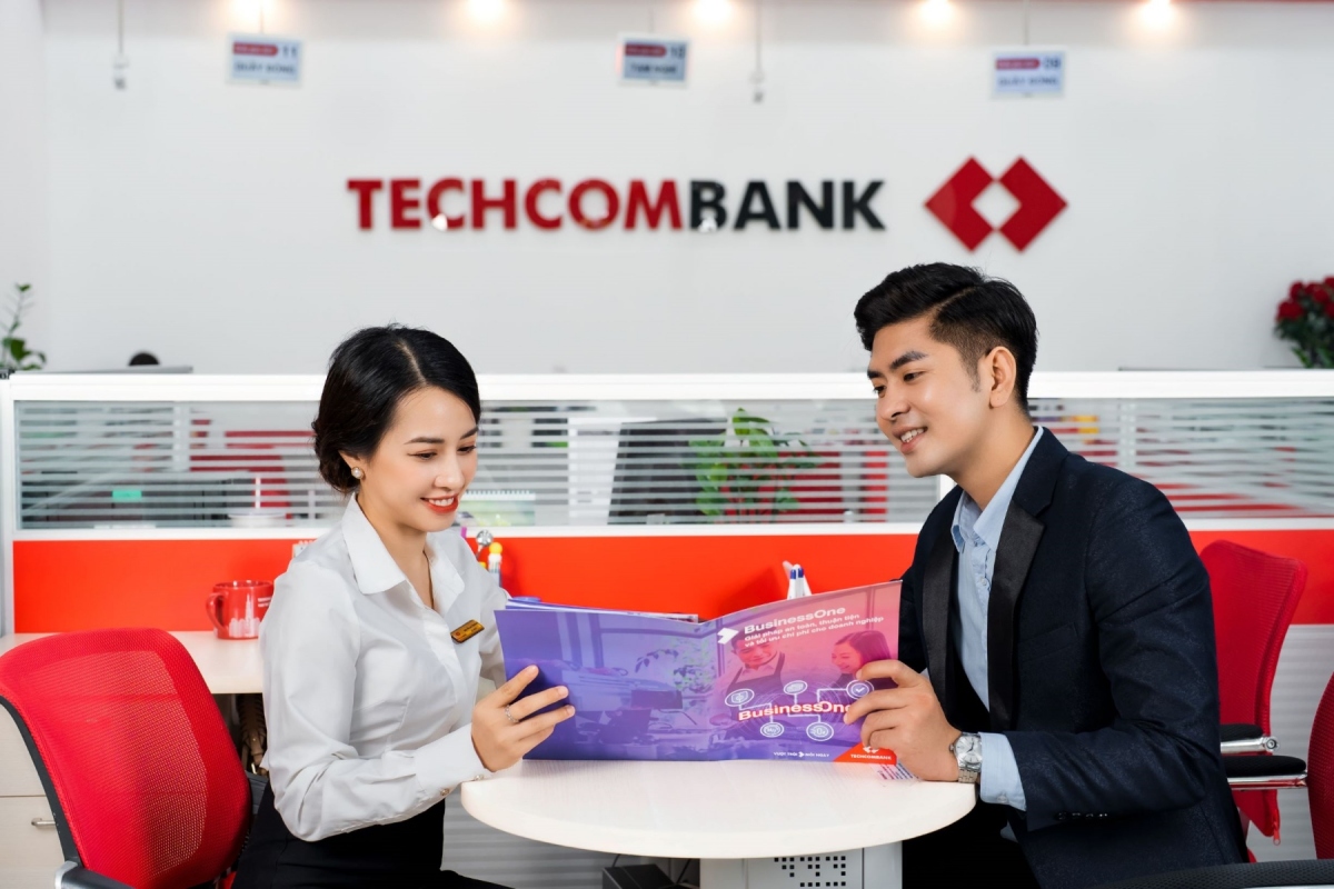 Có nên lựa chọn ngân hàng techcombank để gửi tiền?
